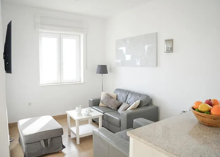 Vekarini Two-bedroom With A View