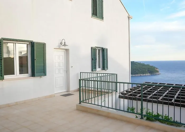 Vekarini Two-bedroom With A View Lejlighed *